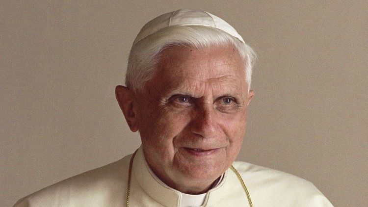Nota de pesar e de memória pela morte do Papa emérito Bento XVI